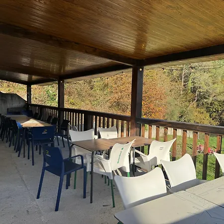 Casita Entre Montes Feriehus *
